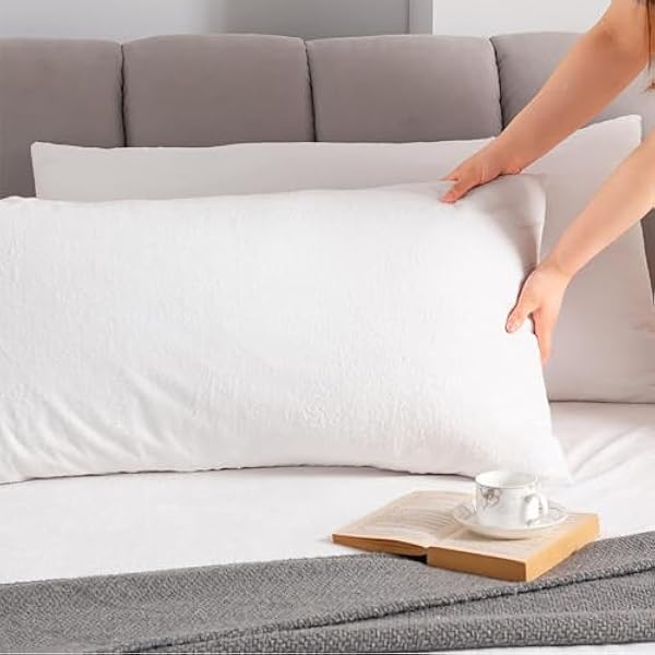 Terry Towel 100% Waterproof Pillow Protectors 2 Pack Zipper Closure Breathable Soft Waterproof Pillowcases Microfiber Pillow Cover Protector