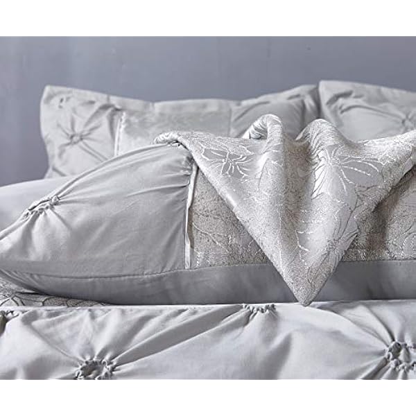 3 Piece Duvet Cover Set Pintuck Design Jacquard Quilt Cover Bedding Set with 2 Pillow Cases