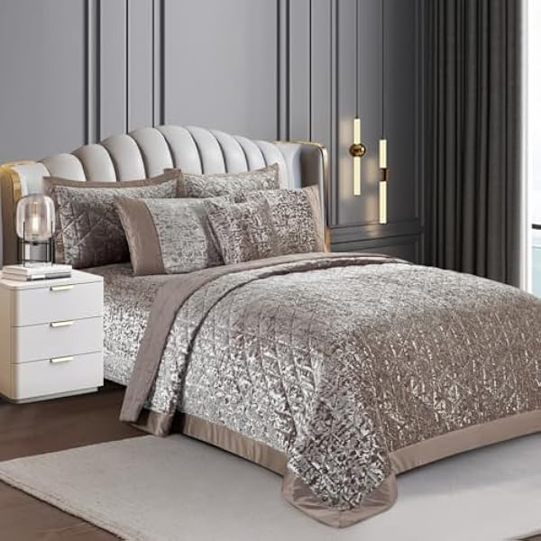 Luxury 3 Piece Quilted Plush Velvet Bedspread Bedding Set Ultra Soft Crushed Velvet Bedspread Comforter Bed Throw with 2 Pillow Cases