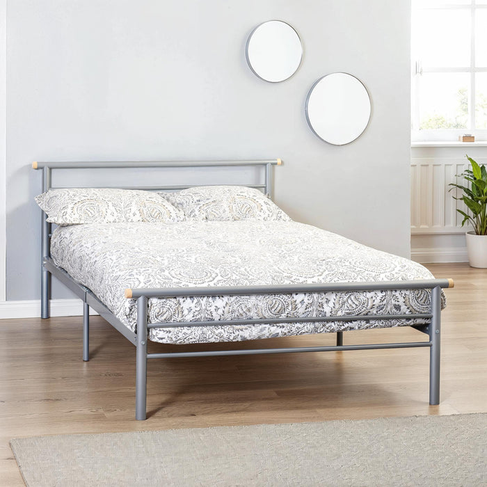 Orion 4'6" Bed Silver