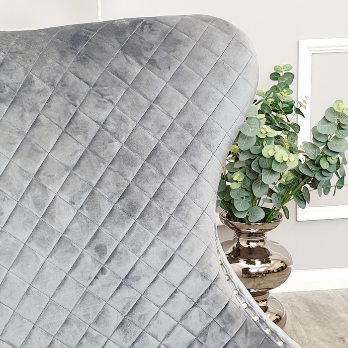 Chelsea Dining Chair With Lion Knocker & Buttoned Back